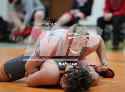 Thumbnail 2 in Liberty Union vs Amanda-Clearcreek photogallery.
