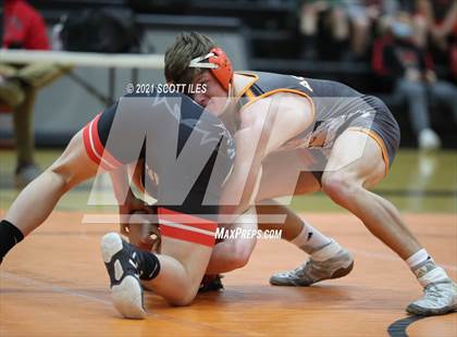 Thumbnail 3 in Liberty Union vs Amanda-Clearcreek photogallery.