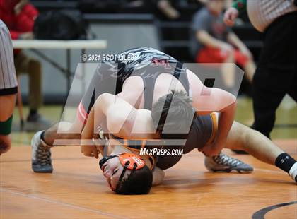 Thumbnail 1 in Liberty Union vs Amanda-Clearcreek photogallery.