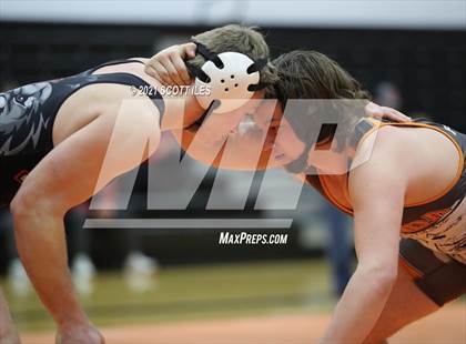 Thumbnail 3 in Liberty Union vs Amanda-Clearcreek photogallery.