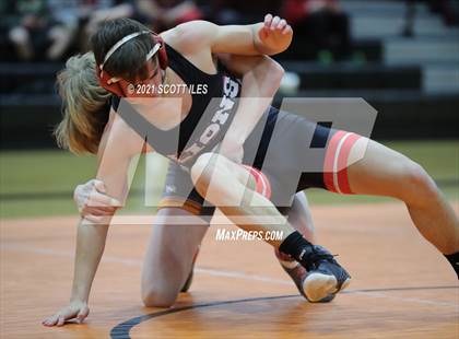 Thumbnail 2 in Liberty Union vs Amanda-Clearcreek photogallery.