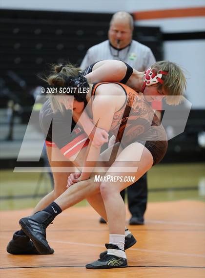 Thumbnail 1 in Liberty Union vs Amanda-Clearcreek photogallery.