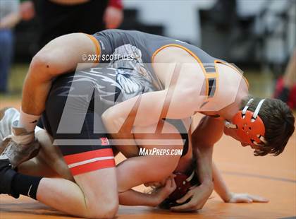 Thumbnail 2 in Liberty Union vs Amanda-Clearcreek photogallery.