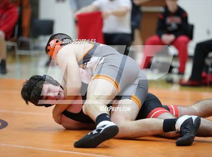 Thumbnail 3 in Liberty Union vs Amanda-Clearcreek photogallery.