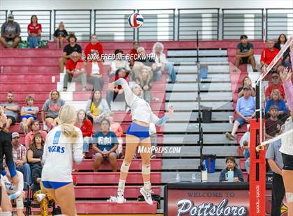 Thumbnail 3 in Gunter @ Pottsboro photogallery.