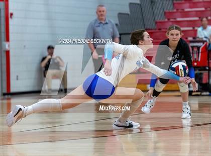 Thumbnail 1 in Gunter @ Pottsboro photogallery.