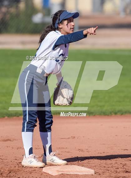 Thumbnail 3 in Cactus vs. Holbrook (Dobson/Westwood Invitational) photogallery.