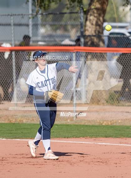 Thumbnail 2 in Cactus vs. Holbrook (Dobson/Westwood Invitational) photogallery.