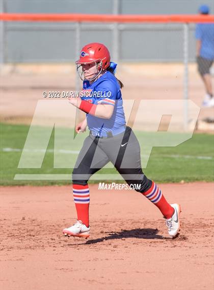 Thumbnail 3 in Cactus vs. Holbrook (Dobson/Westwood Invitational) photogallery.