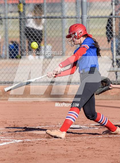 Thumbnail 2 in Cactus vs. Holbrook (Dobson/Westwood Invitational) photogallery.