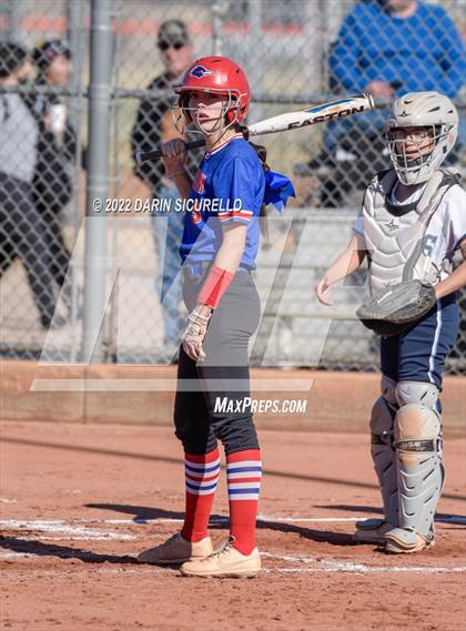 Thumbnail 1 in Cactus vs. Holbrook (Dobson/Westwood Invitational) photogallery.