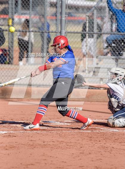 Thumbnail 1 in Cactus vs. Holbrook (Dobson/Westwood Invitational) photogallery.