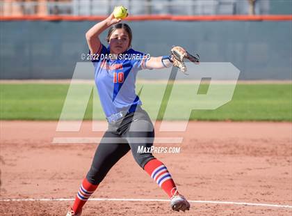 Thumbnail 3 in Cactus vs. Holbrook (Dobson/Westwood Invitational) photogallery.