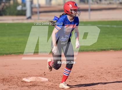 Thumbnail 1 in Cactus vs. Holbrook (Dobson/Westwood Invitational) photogallery.