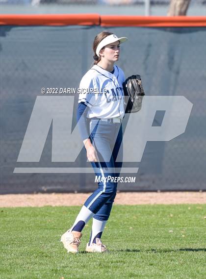 Thumbnail 3 in Cactus vs. Holbrook (Dobson/Westwood Invitational) photogallery.