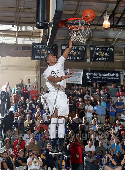 Thumbnail 1 in Slam Dunk Contest (City of Palms Classic) photogallery.