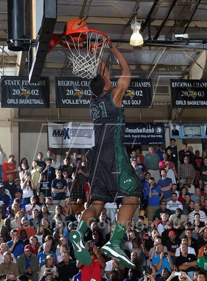 Thumbnail 3 in Slam Dunk Contest (City of Palms Classic) photogallery.