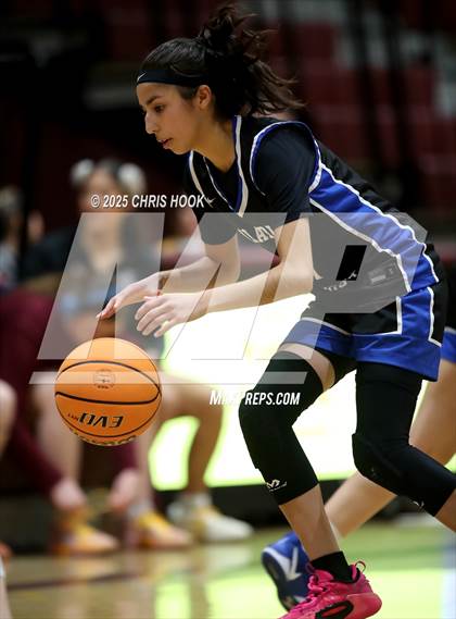 Thumbnail 2 in Paradise Honors vs. Pinnacle (Salpointe Cactus Clash) photogallery.