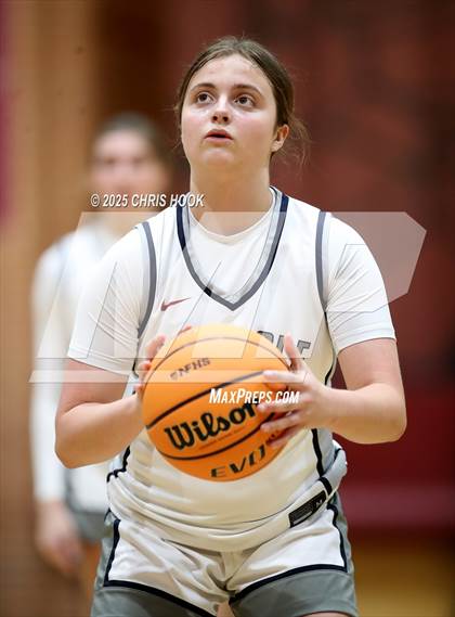 Thumbnail 3 in Paradise Honors vs. Pinnacle (Salpointe Cactus Clash) photogallery.