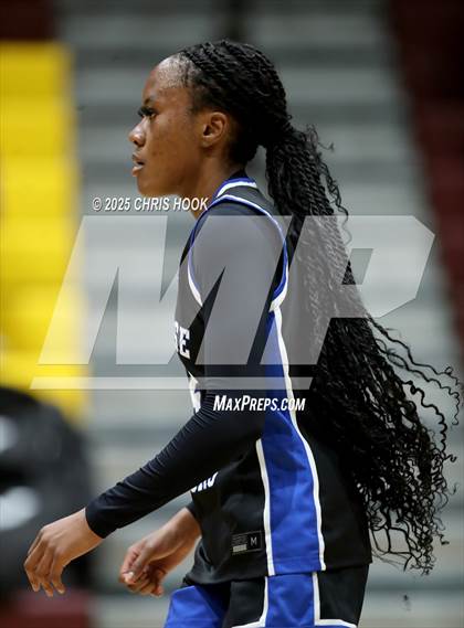 Thumbnail 3 in Paradise Honors vs. Pinnacle (Salpointe Cactus Clash) photogallery.