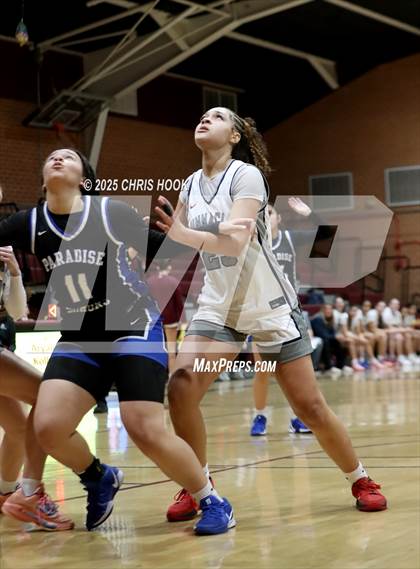 Thumbnail 2 in Paradise Honors vs. Pinnacle (Salpointe Cactus Clash) photogallery.