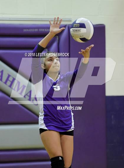 Thumbnail 1 in Yoakum @ Stockdale photogallery.