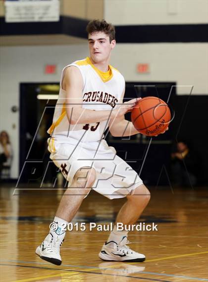 Thumbnail 2 in Farrell vs. Elk County Catholic (PIAA Class A Second Round) photogallery.