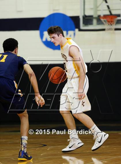 Thumbnail 1 in Farrell vs. Elk County Catholic (PIAA Class A Second Round) photogallery.
