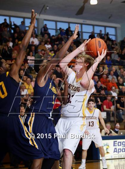Thumbnail 3 in Farrell vs. Elk County Catholic (PIAA Class A Second Round) photogallery.