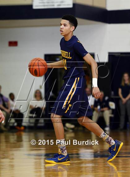 Thumbnail 1 in Farrell vs. Elk County Catholic (PIAA Class A Second Round) photogallery.