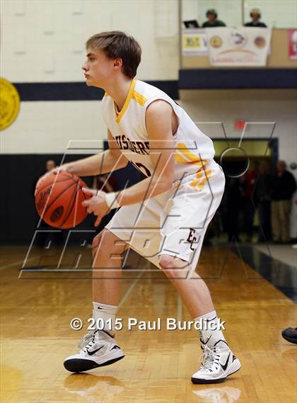 Thumbnail 1 in Farrell vs. Elk County Catholic (PIAA Class A Second Round) photogallery.