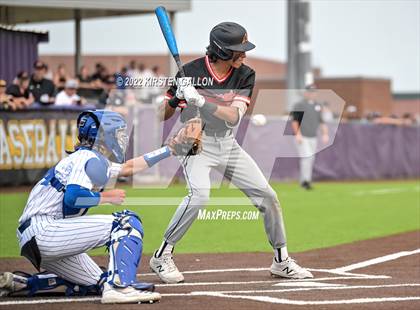 Thumbnail 1 in Centennial vs. Aledo (UIL 5A Region 1 Regional) photogallery.