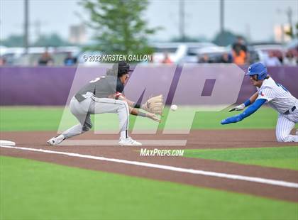 Thumbnail 1 in Centennial vs. Aledo (UIL 5A Region 1 Regional) photogallery.