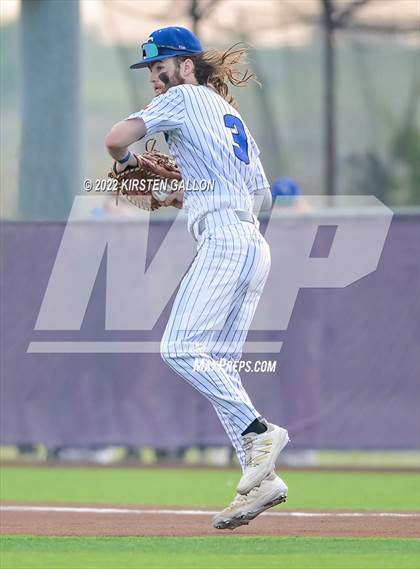 Thumbnail 1 in Centennial vs. Aledo (UIL 5A Region 1 Regional) photogallery.