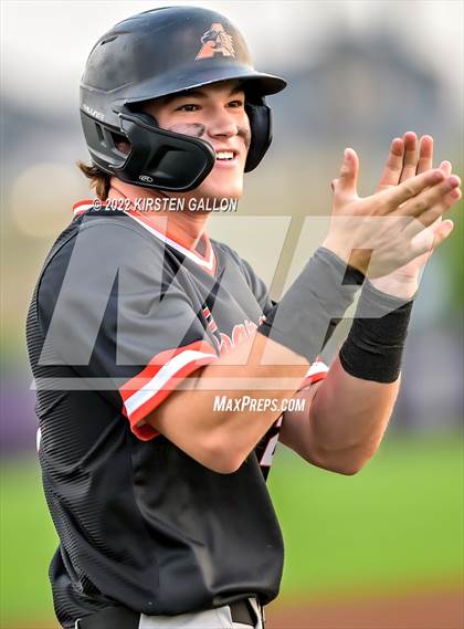 Thumbnail 1 in Centennial vs. Aledo (UIL 5A Region 1 Regional) photogallery.