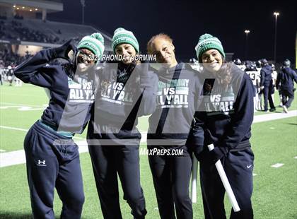 Thumbnail 3 in Iowa Colony vs. Randle (UIL 5A D2 Football Quarterfinal) photogallery.