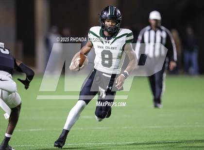 Thumbnail 1 in Iowa Colony vs. Randle (UIL 5A D2 Football Quarterfinal) photogallery.