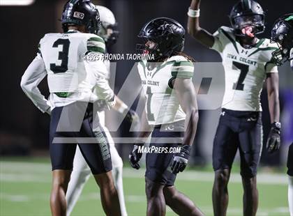 Thumbnail 3 in Iowa Colony vs. Randle (UIL 5A D2 Football Quarterfinal) photogallery.