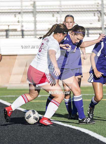 Thumbnail 3 in Mineral Wells vs Wylie (UIL 4A Regional Quarterfinal) photogallery.