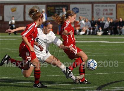 Thumbnail 2 in John Jay-EF vs Baldwinsville (NYSPHSAA Class AA Semifinal) photogallery.