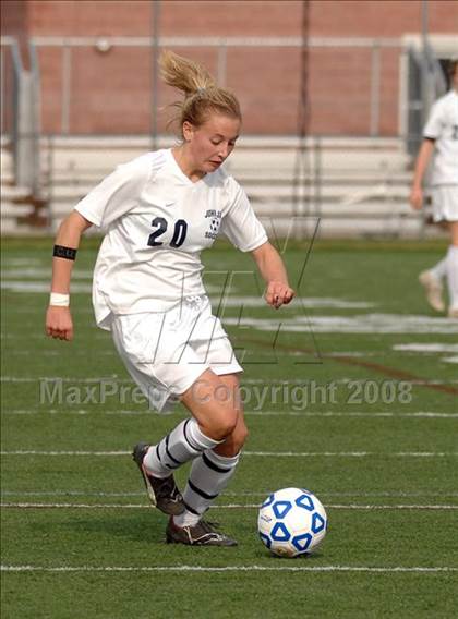 Thumbnail 3 in John Jay-EF vs Baldwinsville (NYSPHSAA Class AA Semifinal) photogallery.
