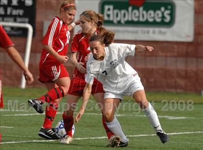 Thumbnail 2 in John Jay-EF vs Baldwinsville (NYSPHSAA Class AA Semifinal) photogallery.
