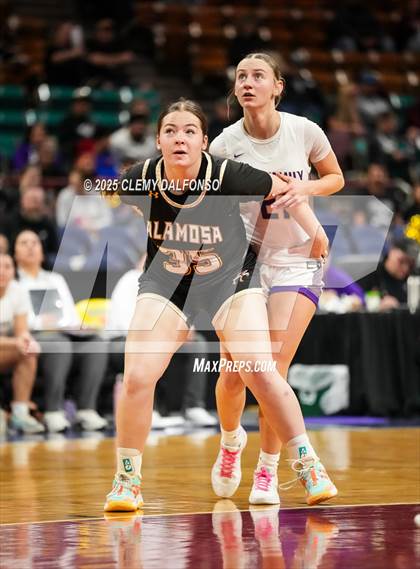 Thumbnail 2 in Alamosa vs Holy Family (CHSAA 4A Great 8) photogallery.