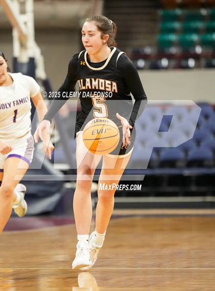Thumbnail 1 in Alamosa vs Holy Family (CHSAA 4A Great 8) photogallery.