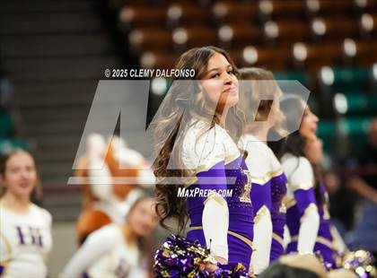 Thumbnail 3 in Alamosa vs Holy Family (CHSAA 4A Great 8) photogallery.