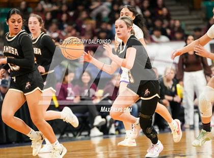 Thumbnail 1 in Alamosa vs Holy Family (CHSAA 4A Great 8) photogallery.