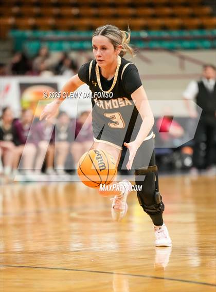 Thumbnail 1 in Alamosa vs Holy Family (CHSAA 4A Great 8) photogallery.