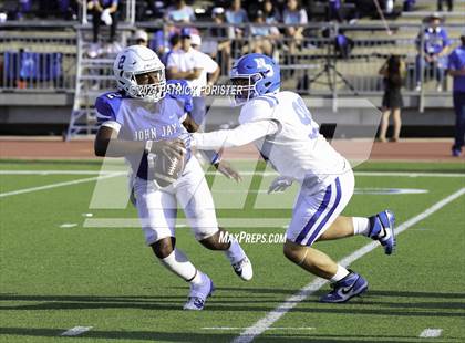 Thumbnail 3 in New Braunfels @ Jay (UIL 5A Football Bi-District Playoff) photogallery.