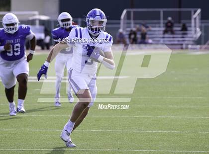 Thumbnail 1 in New Braunfels @ Jay (UIL 5A Football Bi-District Playoff) photogallery.