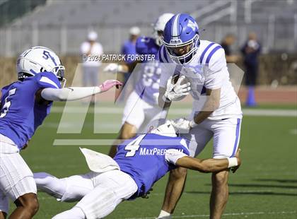 Thumbnail 1 in New Braunfels @ Jay (UIL 5A Football Bi-District Playoff) photogallery.